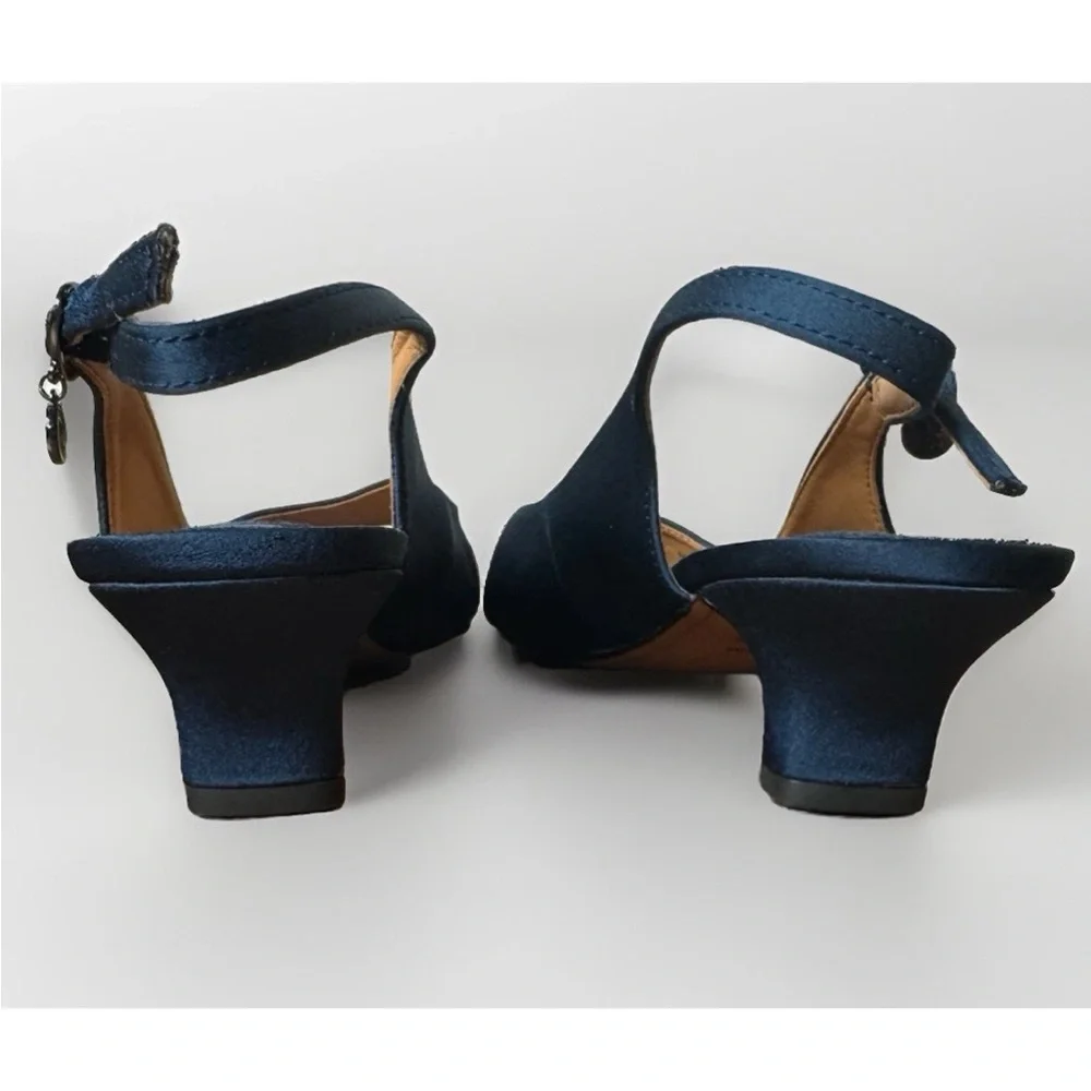 (9.5) J.Renee Elegant Slingback Dark Blue Peep-Toe Heels